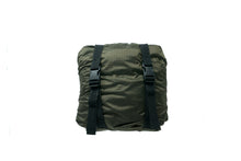 Load image into Gallery viewer, E-Pack + Stow And Go Blanket (Black)