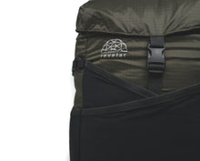 Load image into Gallery viewer, E-Pack + Stow And Go Blanket (Maroon)