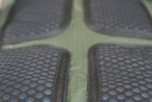 Load image into Gallery viewer, E-Pack + Stow And Go Blanket (Black)
